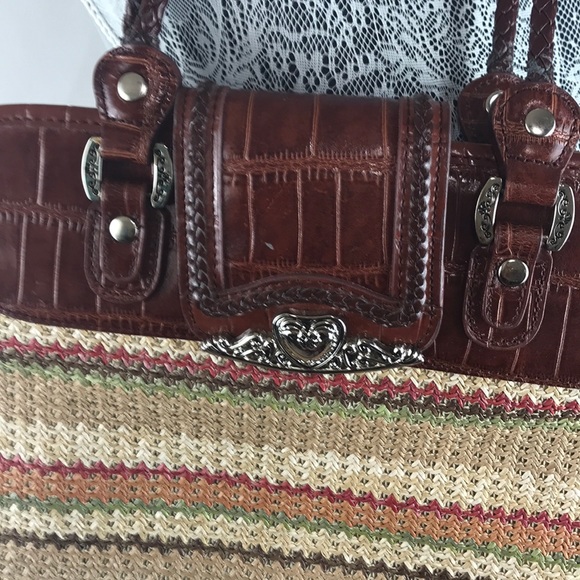 MC vintage shoulder bag. - Picture 2 of 8